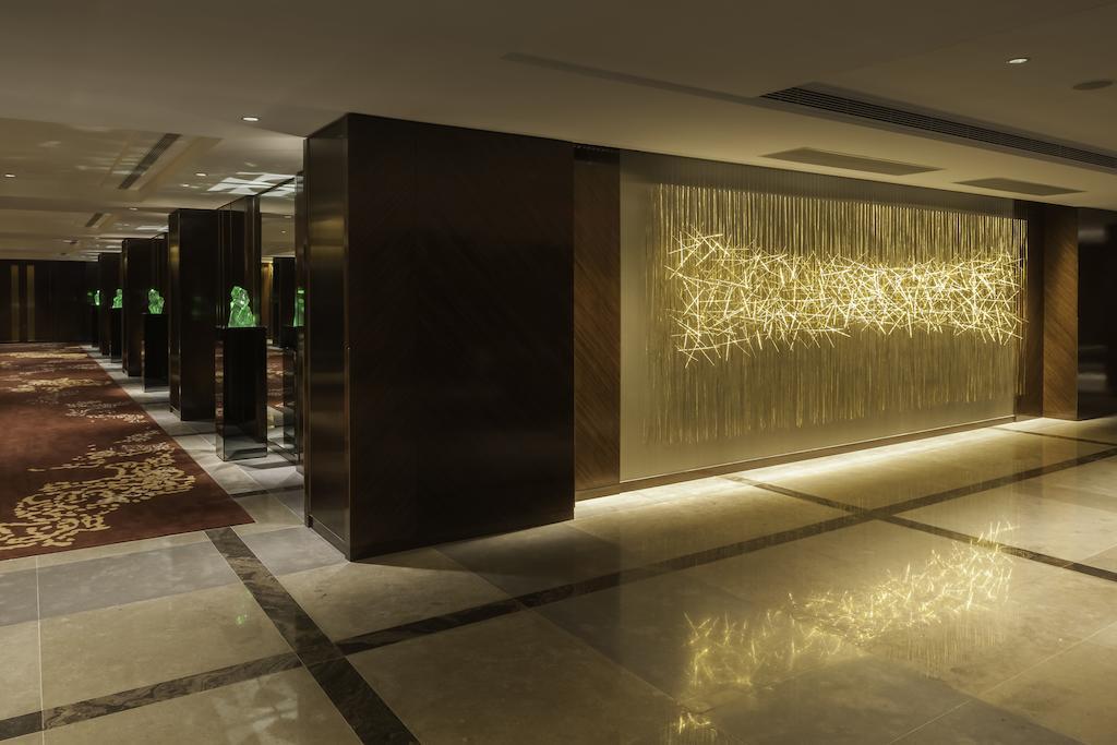 Marco Polo Hongkong Hotel Ngoại thất bức ảnh The interior of the hotel