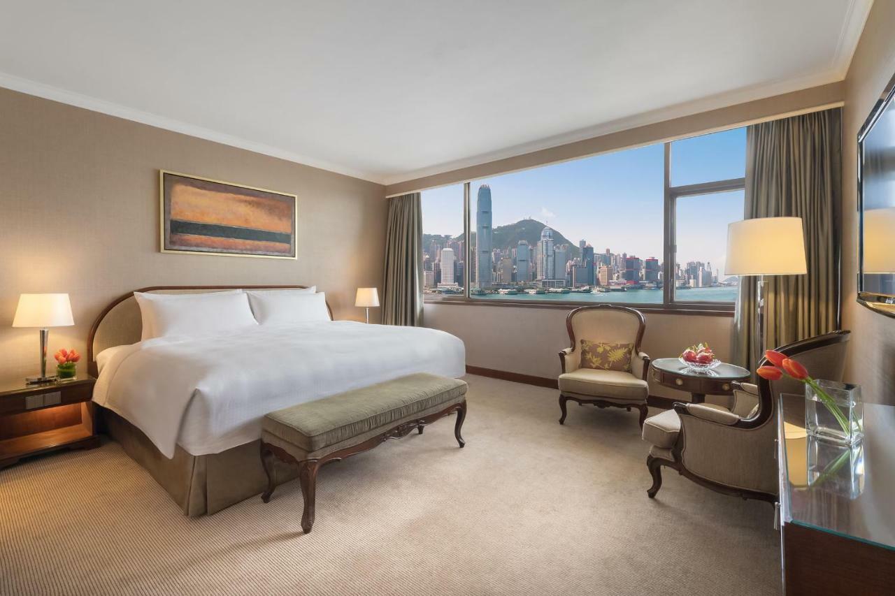Marco Polo Hongkong Hotel Ngoại thất bức ảnh A bedroom at the Mandarin Oriental, Hong Kong